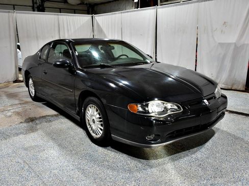 Used 2001 Chevrolet Monte Carlo LS w/ Preferred Equipment Group 1 image 3