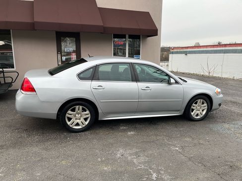 Used 2011 Chevrolet Impala LT image 4