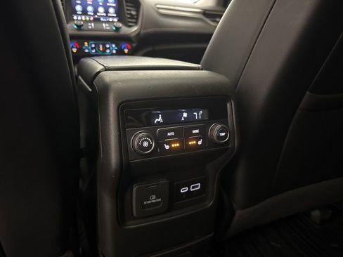 Used 2022 GMC Acadia AT4 w/ Preferred Package AWD/4WD image 55