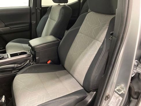 Certified 2023 Toyota Tacoma TRD Off-Road image 16