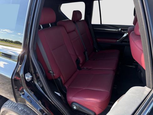 Used 2022 Lexus GX 460 Premium w/ Premium Package AWD/4WD image 29