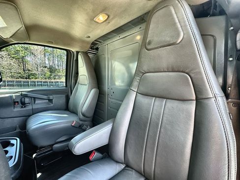 Certified 2023 GMC Savana 2500 w/ Driver Convenience Package image 20