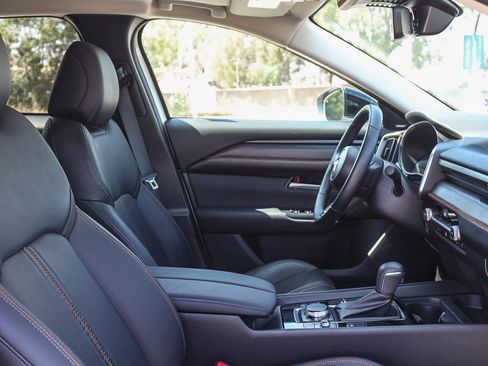 Used 2025 MAZDA CX-50 AWD 2.5 Hybrid w/ Premium Pkg image 19