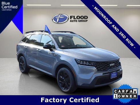 Used 2022 Kia Sorento S w/ Panoramic Sunroof Package AWD/4WD image 1