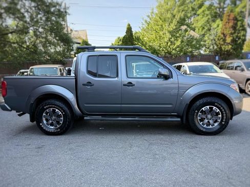 Used 2020 Nissan Frontier PRO-4X AWD/4WD image 4