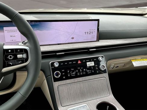 New 2026 Genesis GV80 2.5T Advanced image 6