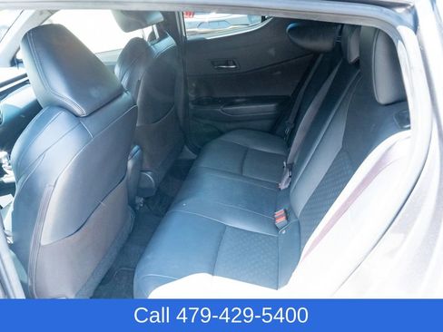 Used 2019 Toyota C-HR Limited FWD image 31