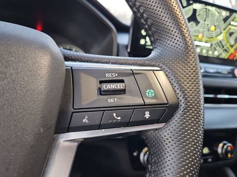 Used 2025 Mitsubishi Outlander SE image 26