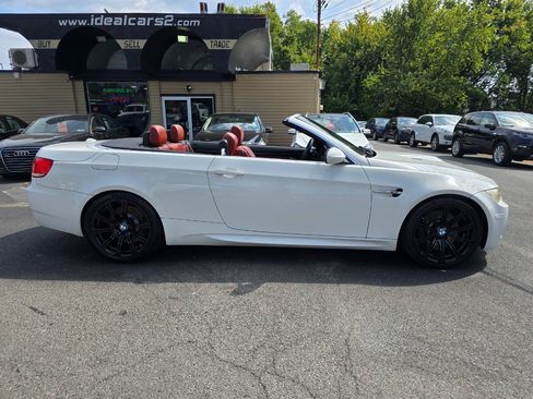 Used 2008 BMW M3 Convertible RWD image 3