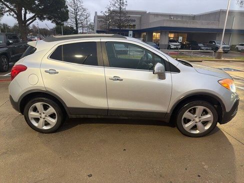 Used 2015 Buick Encore FWD image 4