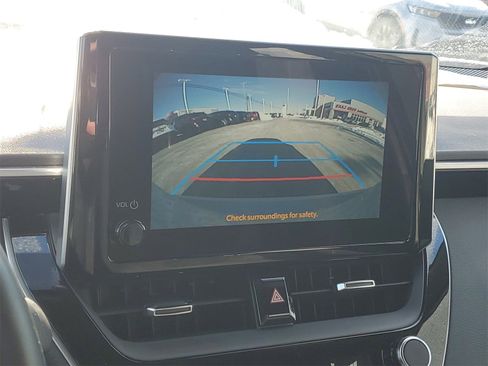 Used 2024 Toyota Corolla SE image 27