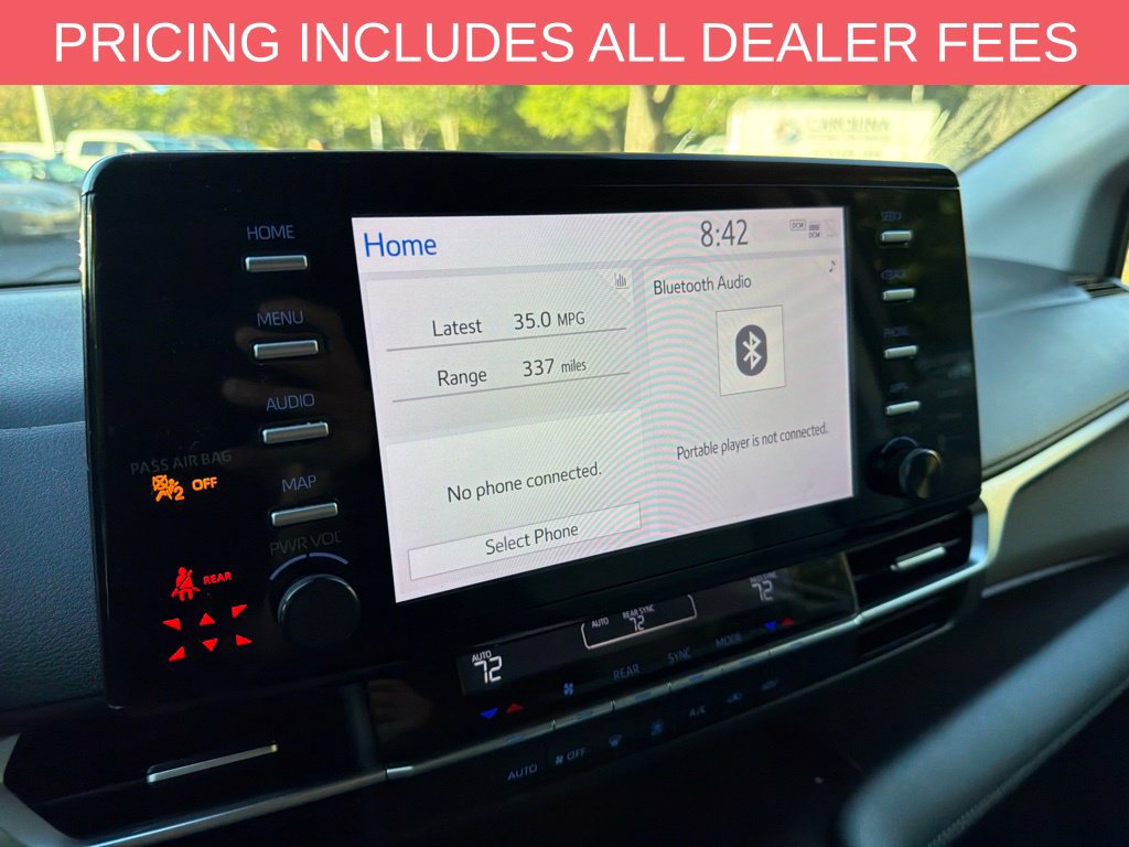 Used 2022 Toyota Sienna LE FWD image 11