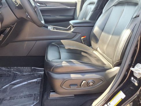 Used 2024 Jeep Grand Cherokee Limited image 21