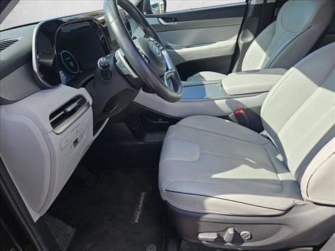 Used 2023 Hyundai Palisade SEL w/ Premium Package image 9