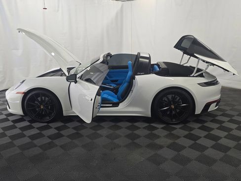 Certified 2024 Porsche 911 Targa 4S image 13