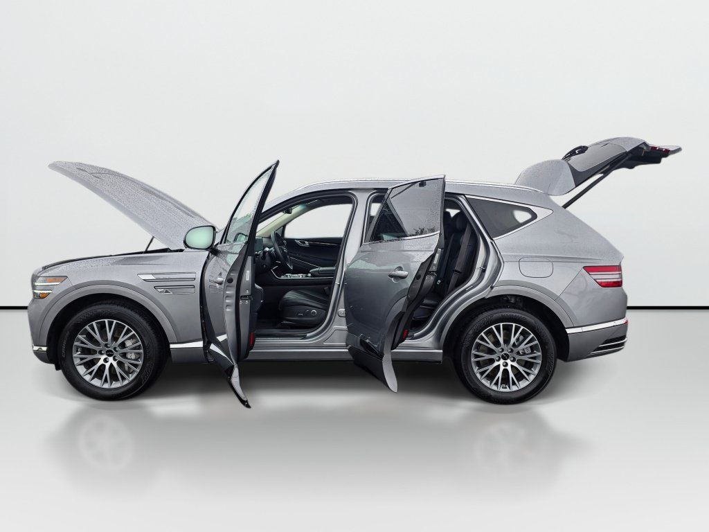Used 2025 Genesis GV80 2.5T Standard AWD/4WD image 9