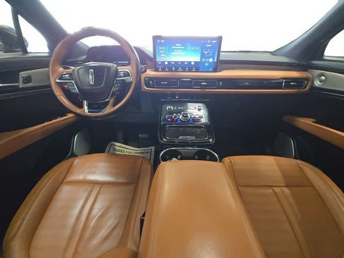 Used 2022 Lincoln Nautilus Black Label w/ Class II Trailer Tow Package AWD/4WD image 10