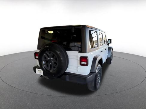 Used 2025 Jeep Wrangler Sport S image 18