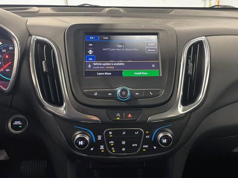 Used 2022 Chevrolet Equinox LT AWD/4WD image 33