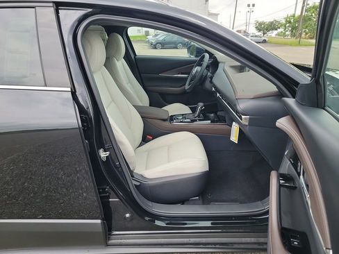 New 2025 MAZDA CX-30 AWD 2.5 S w/ Premium Package image 13