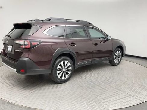 Used 2023 Subaru Outback Limited AWD/4WD image 2