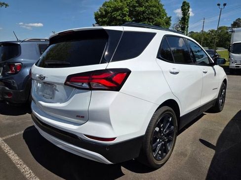 Used 2022 Chevrolet Equinox RS w/ LPO, Floor Liner Package FWD image 6