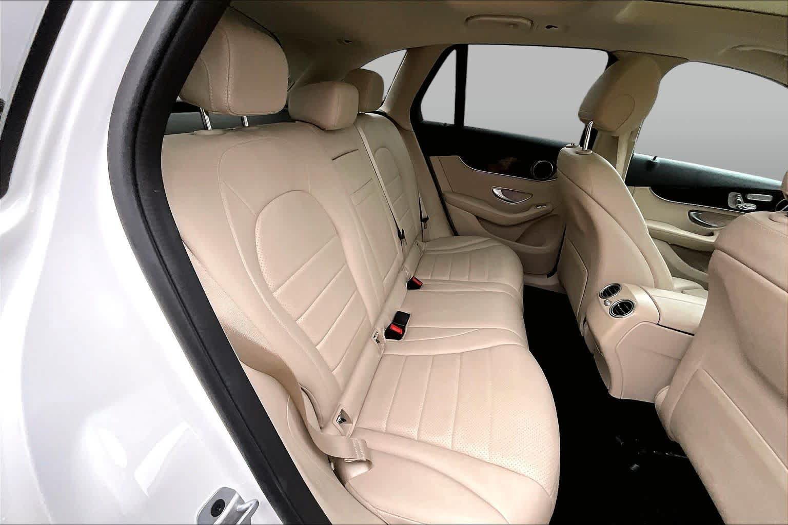 Used 2022 Mercedes-Benz GLC 300 image 20