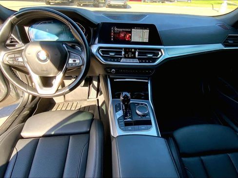 Used 2023 BMW 430i Convertible image 13