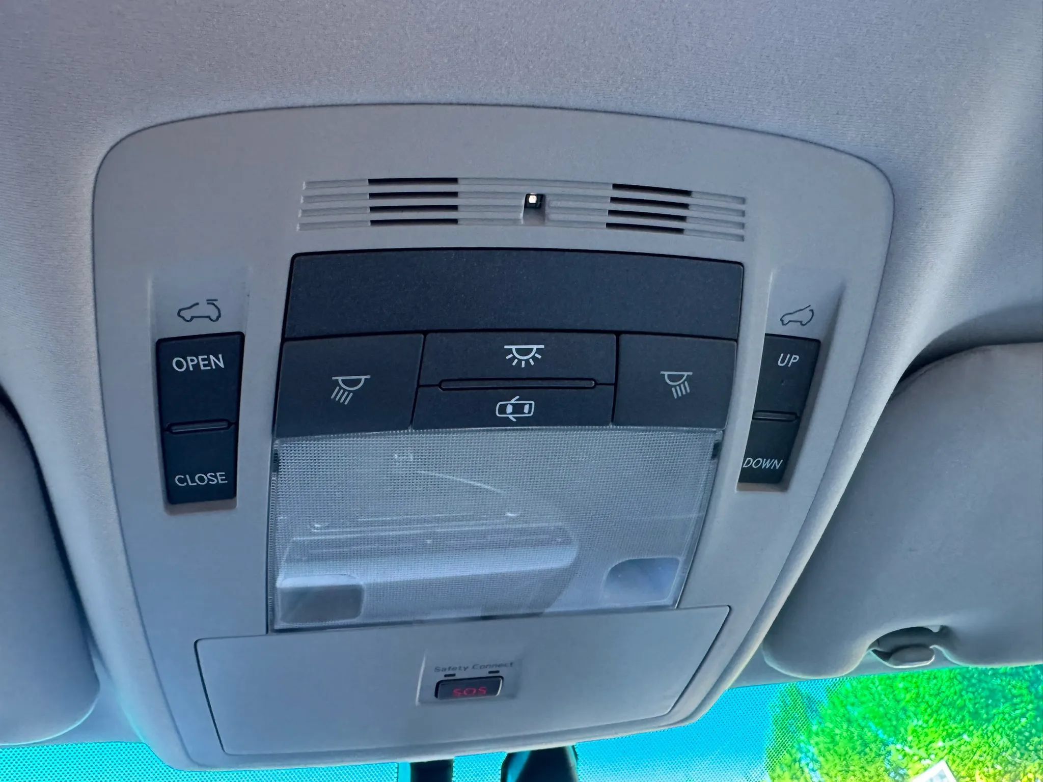 Used 2013 Lexus RX 450h AWD w/ Navigation Pkg image 46