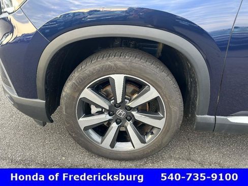 Used 2025 Honda Pilot Touring image 37