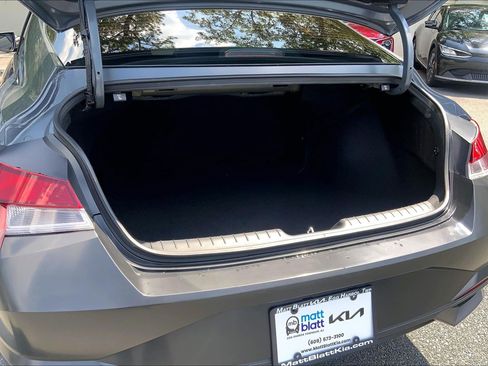 Used 2023 Hyundai Elantra SEL w/ Convenience Package FWD image 35