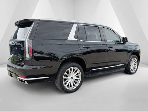 Used 2023 Cadillac Escalade Premium Luxury AWD/4WD image 7