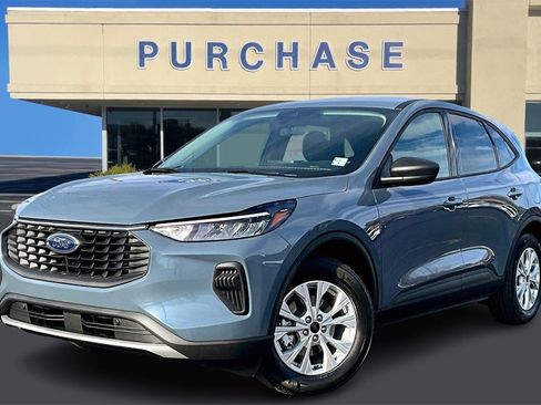 New 2026 Ford Escape Active w/ Cold Weather Package image 2