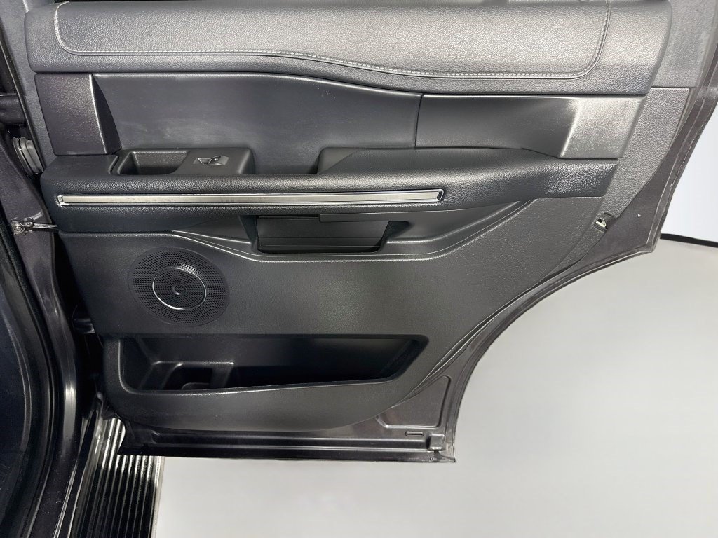 Used 2024 Ford Expedition XLT RWD image 36