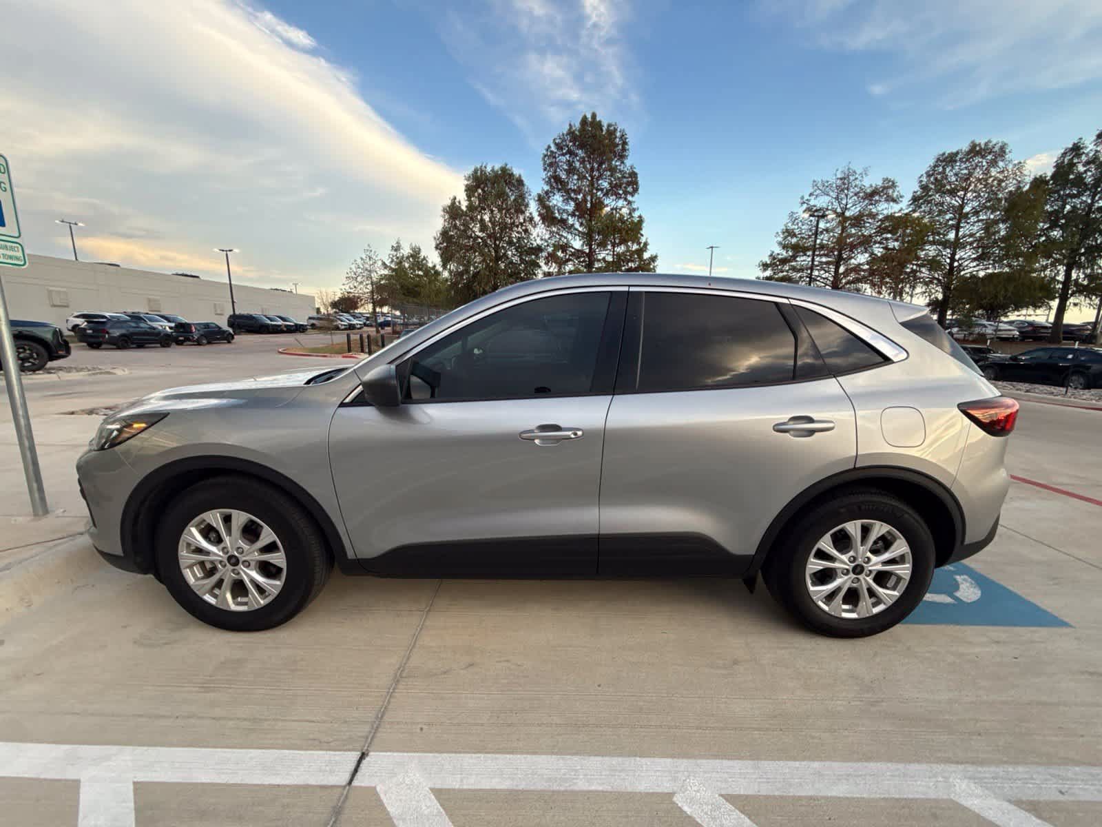 Used 2024 Ford Escape Active FWD image 6