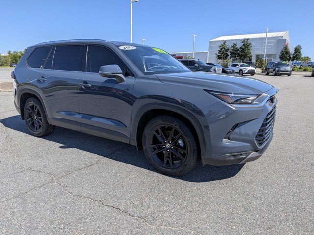 Used 2025 Toyota Grand Highlander FWD image 2