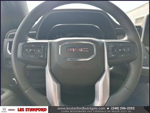 Used 2023 GMC Yukon XL SLT w/ SLT Premium Package AWD/4WD image 23