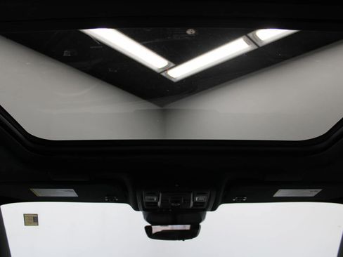 Used 2021 Cadillac Escalade Premium Luxury w/ Driver Assist Tech Package image 22