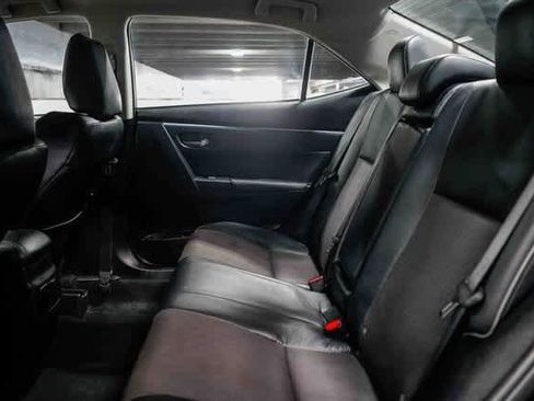 Used 2015 Toyota Corolla S image 17