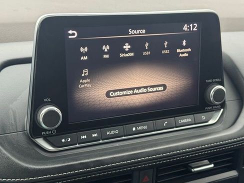 Used 2023 Nissan Rogue SV image 34