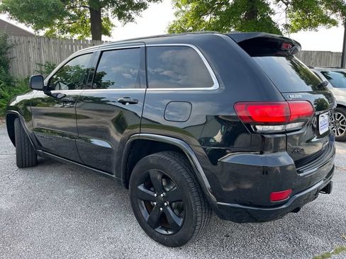 Used 2015 Jeep Grand Cherokee Altitude AWD/4WD image 3