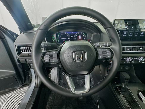 Used 2025 Honda Civic Sport Touring image 8