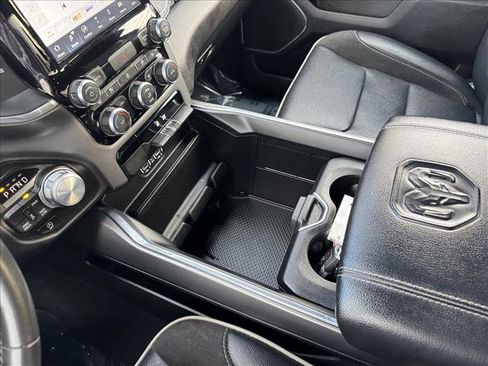Used 2024 RAM 1500 Laramie image 16
