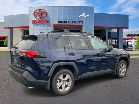Used 2025 Toyota RAV4 XLE w/ Convenience Package FWD image 8