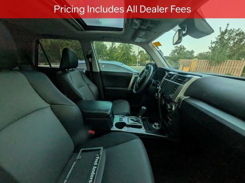 Certified 2022 Toyota 4Runner SR5 Premium w/ Moonroof Package AWD/4WD image 10