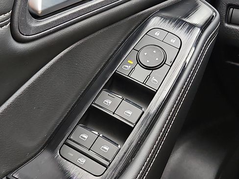 Certified 2023 Nissan Rogue SV w/ SV Premium B Package image 24