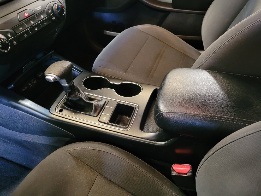 Used 2019 Kia Sorento L FWD image 26