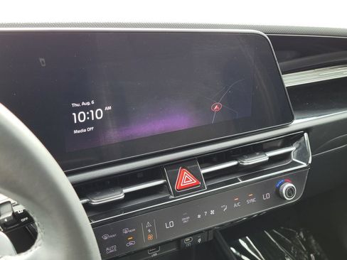 Used 2023 Kia Niro EX Touring FWD image 20