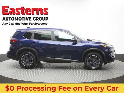 Used 2024 Nissan Rogue SV AWD/4WD image 45