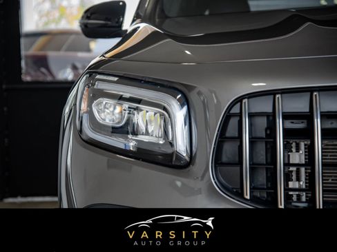 Used 2022 Mercedes-Benz GLB 35 AMG 4MATIC w/ AMG Night Package image 4